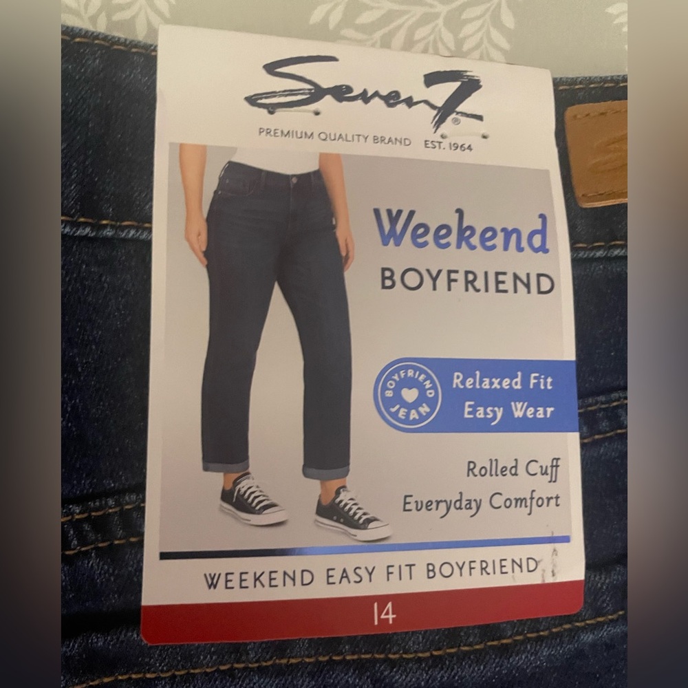 Women Boyfriend seven7 jeans